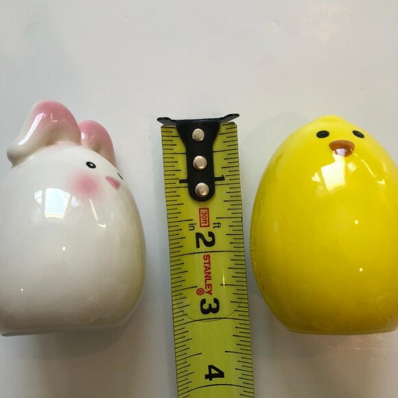 Easter decor, Bunny & Chick, Ceramic, Salt & Pepper Shakers - Picture 4 of 7